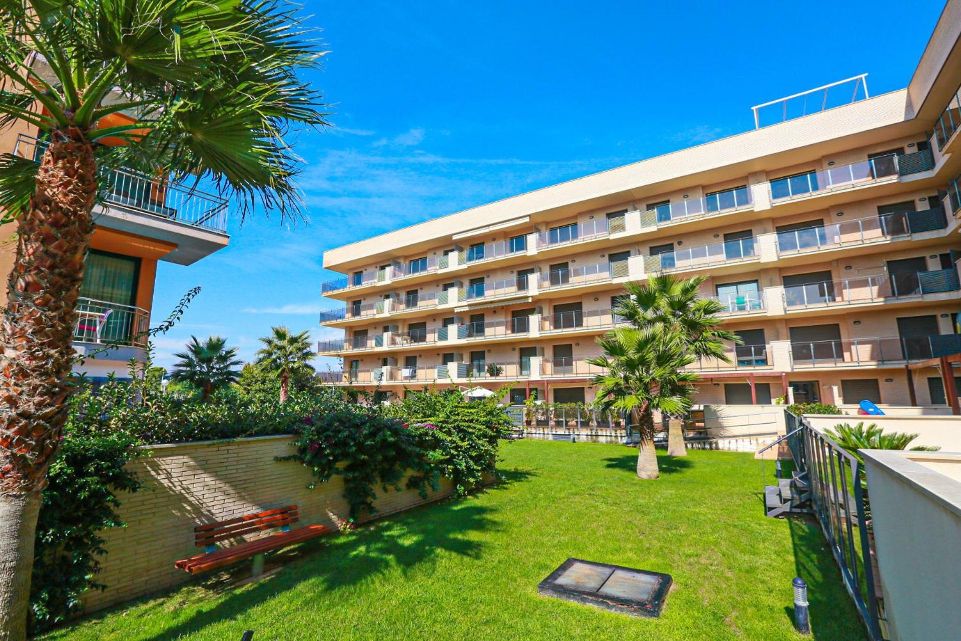 Апартаменты Marina Bjs D - Solo Familias Камбрильс Экстерьер фото